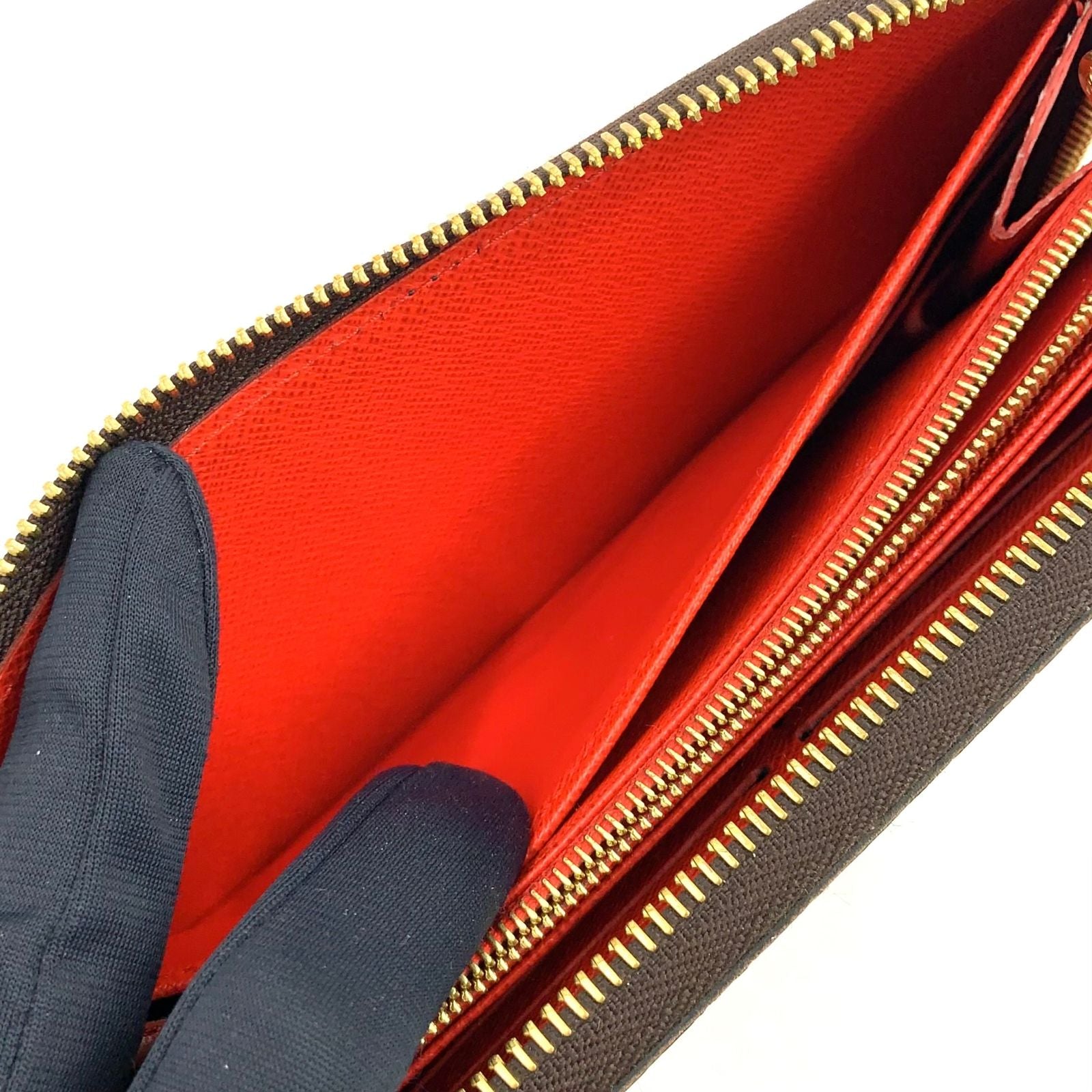 Louis Vuitton Portefeuille Clemence Monogram Rifd Compatible Piment Leather — view 6