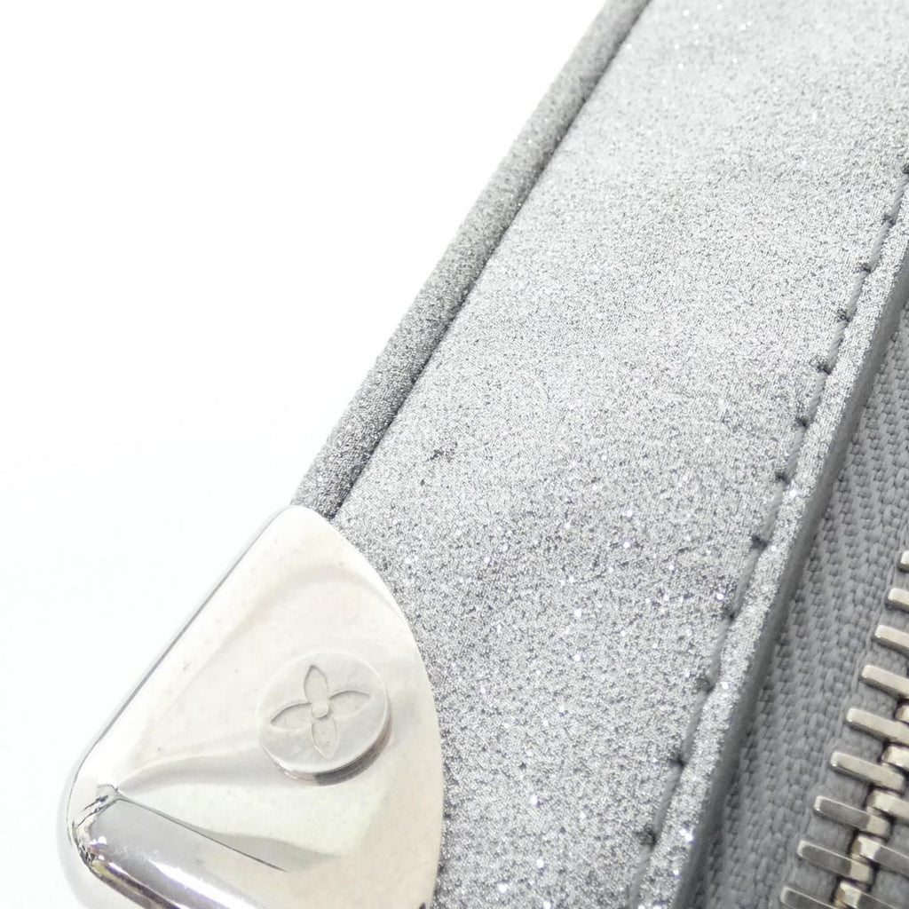 Louis Vuitton Damier Glitter Mini Soft Trunk — view 5
