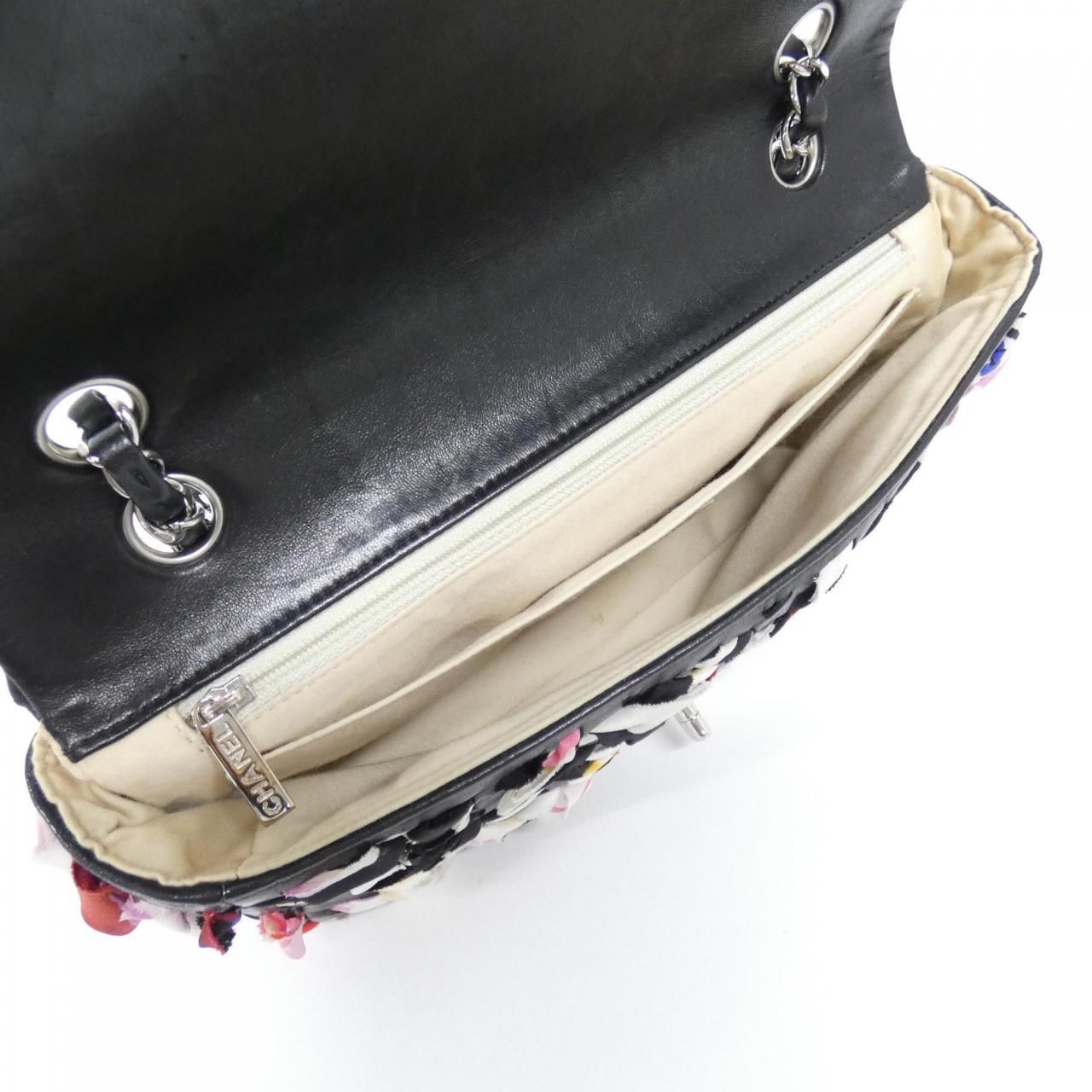 Chanel Shoulder Bag Black — view 8