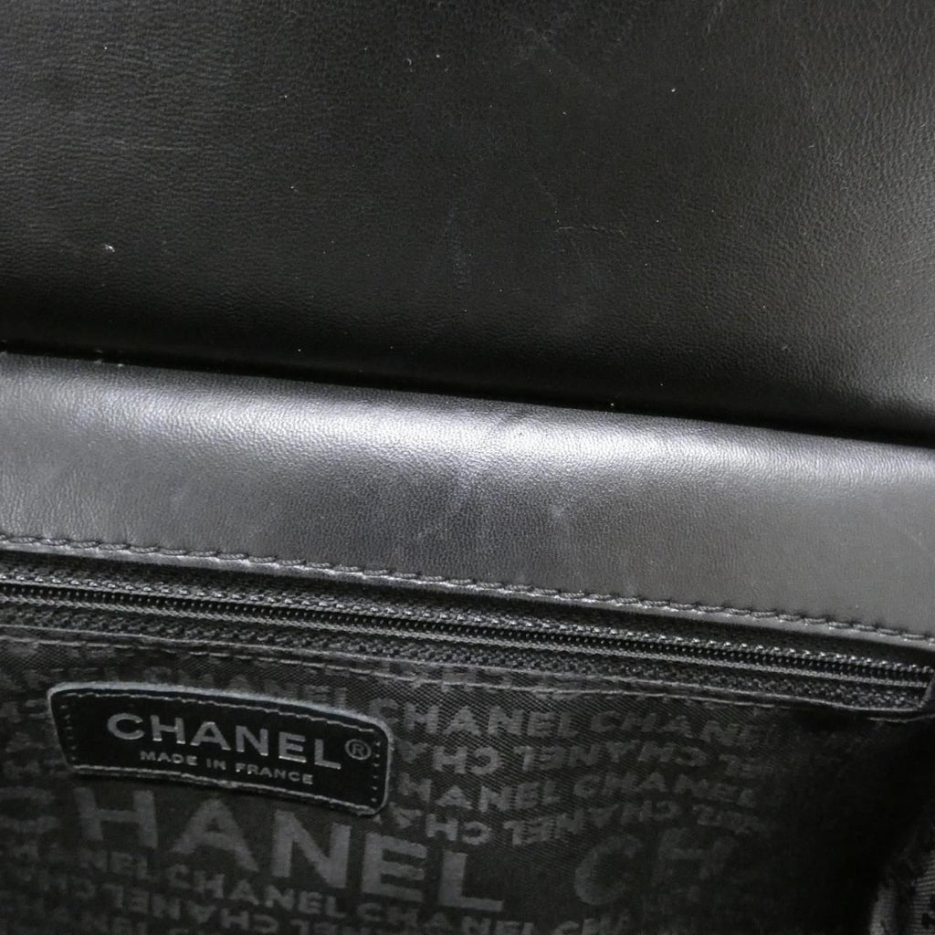 Chanel Shoulder Bag Black — view 9