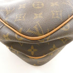 Louis Vuitton Monogram Reporter 28 cm Shoulder — view 3