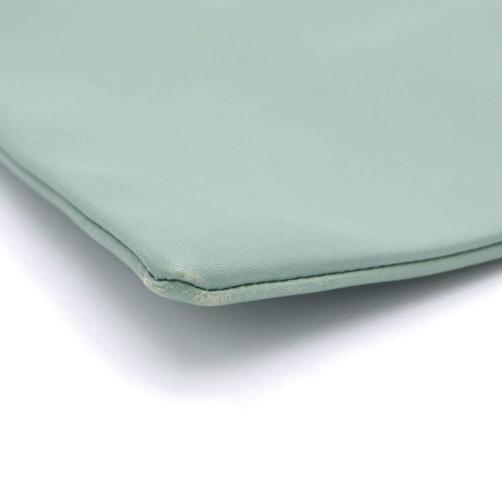 Celine Solo Clutch Light Green Leather Gold — view 4