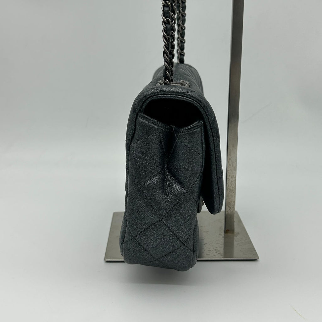 Chanel Quilted Chain Shoulder Bag Gray Silver — view 4