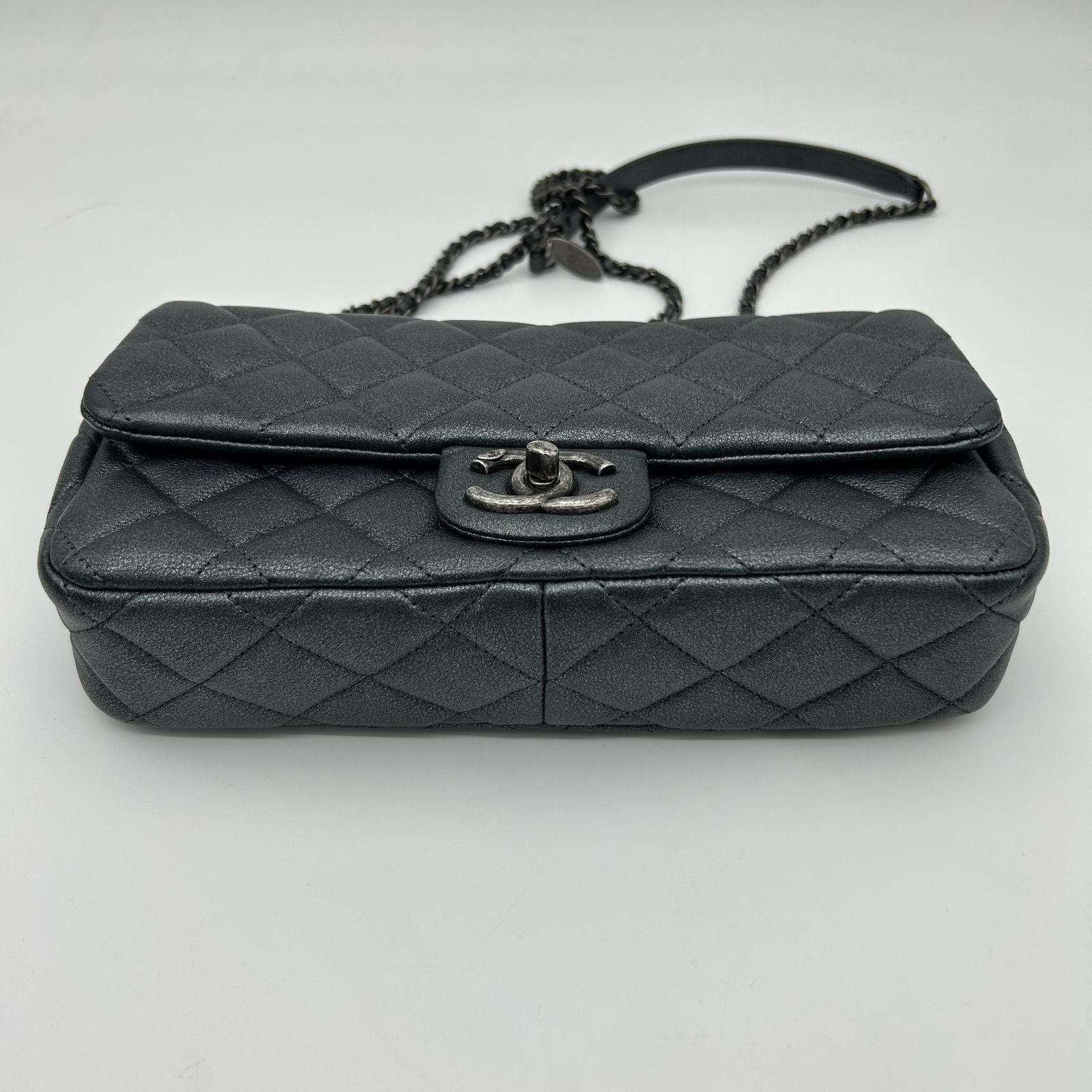 Chanel Quilted Chain Shoulder Bag Gray Silver — view 9