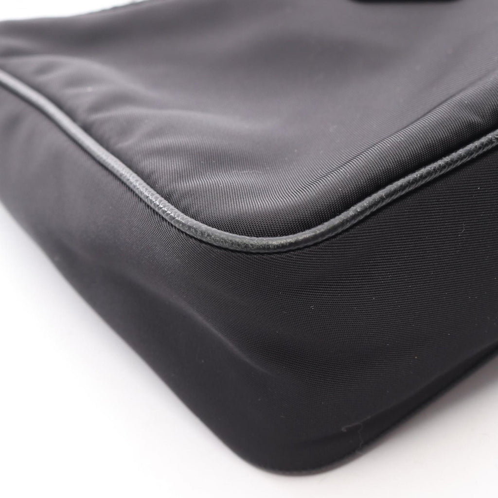 Prada Shoulder Bag Re Edition 2-Way Black Nylon Saffiano Leather — view 5