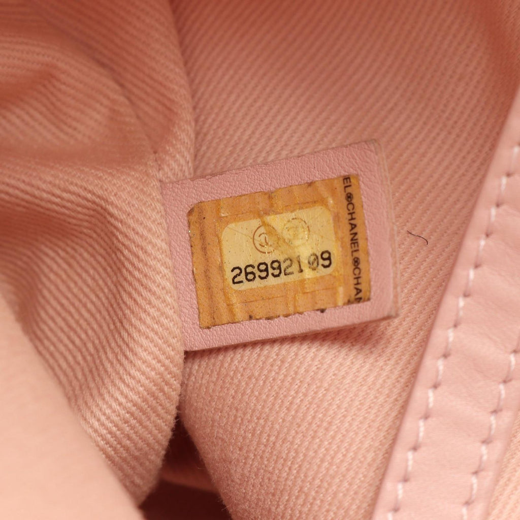 Chanel Shoulder Bag Deauville Pink Leather Drawstring — view 5