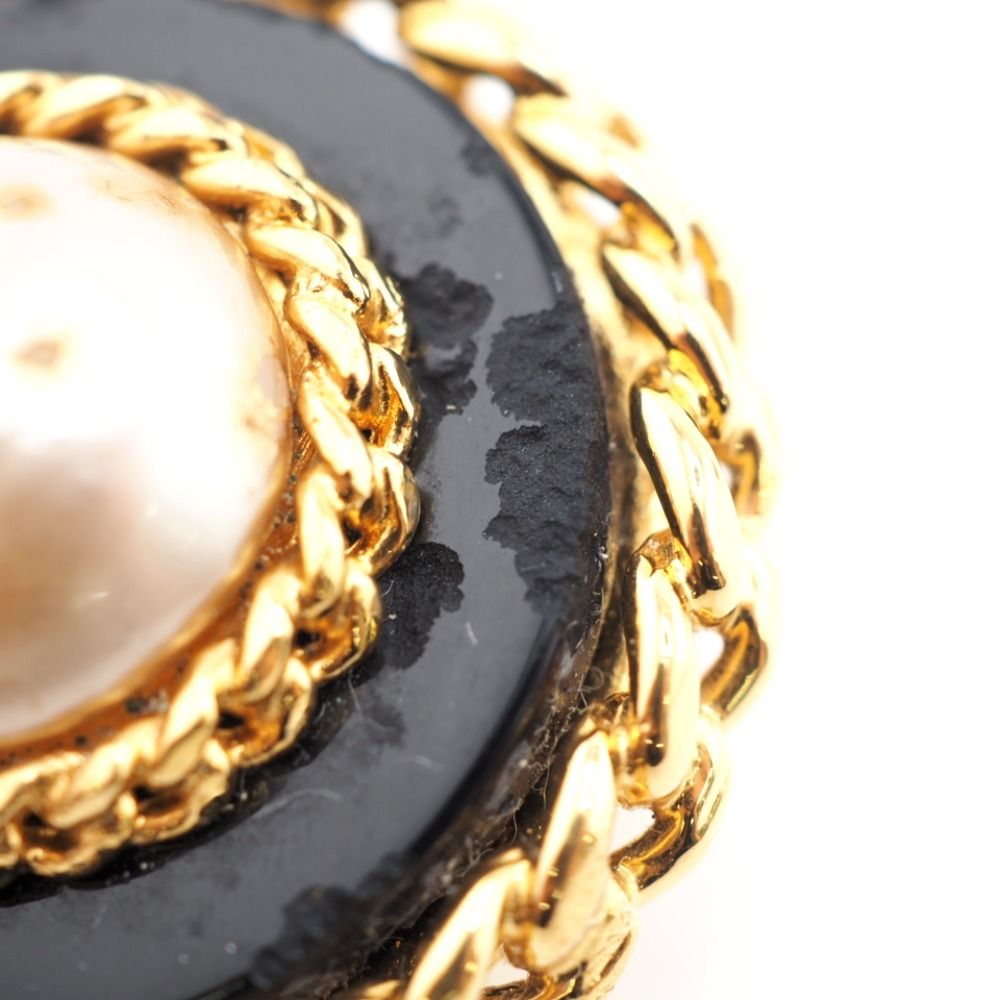 Chanel Faux Pearl 26 Earrings Gold — view 6