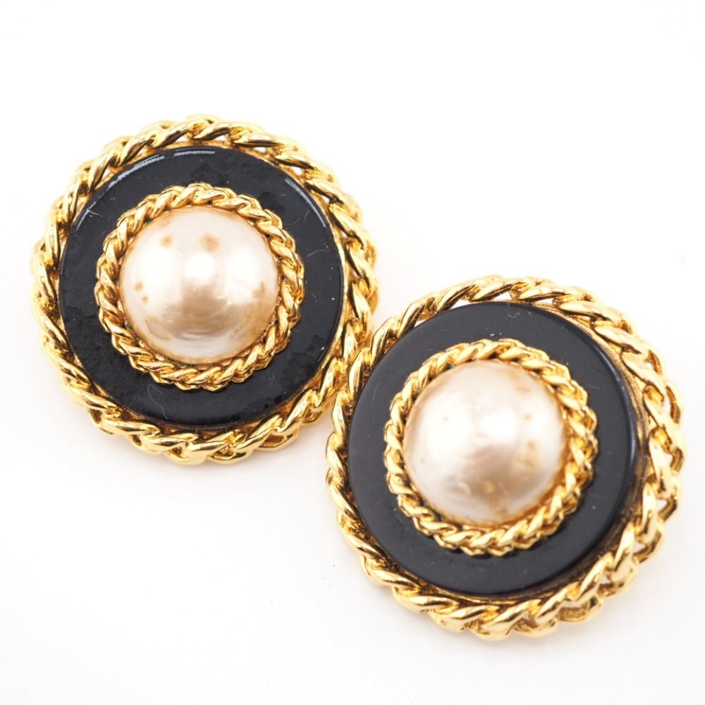 Chanel Faux Pearl 26 Earrings Gold — view 2