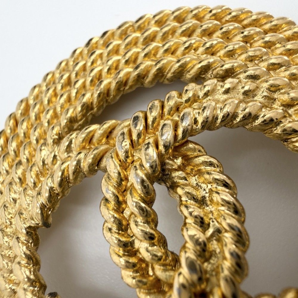 Chanel Brooch Chain CC Logo Vintage 2 8 Gold — view 5
