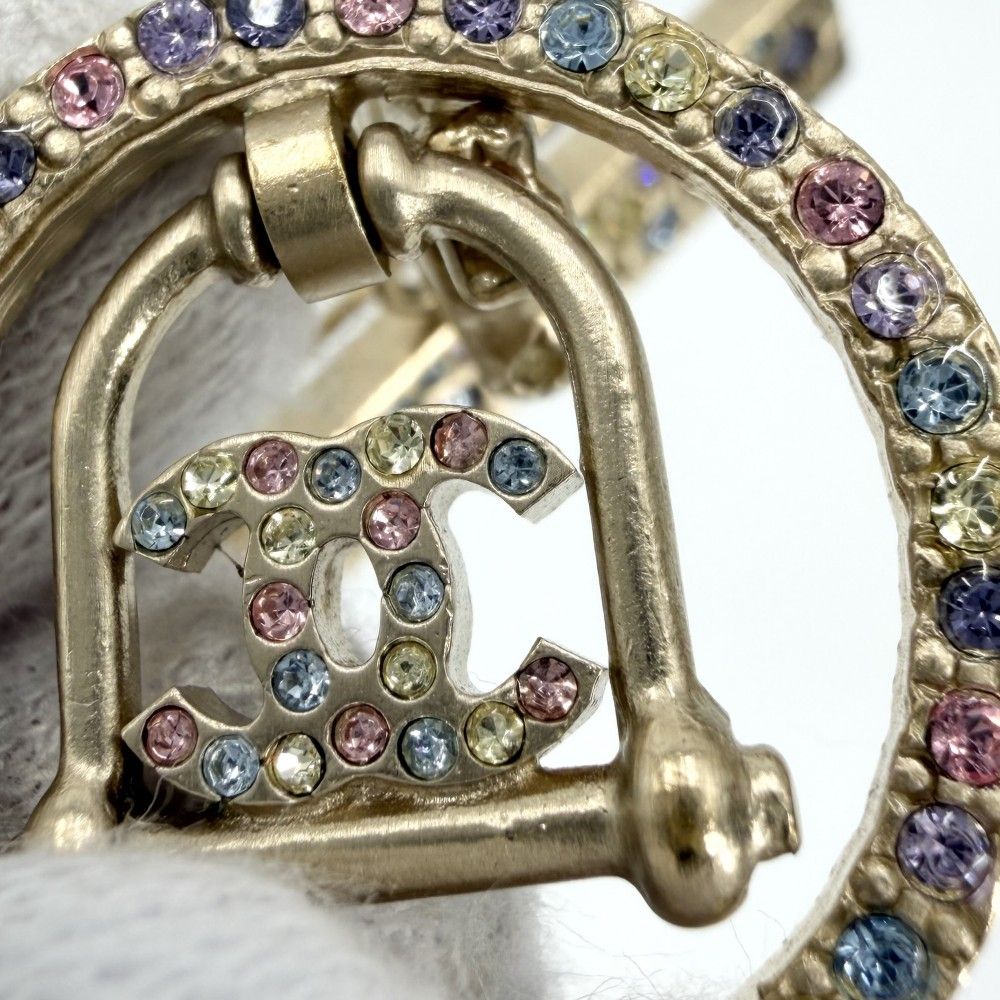 Chanel Brooch CC Logo Ribbon Swing Rhinestone Gold Plated Multi — view 6