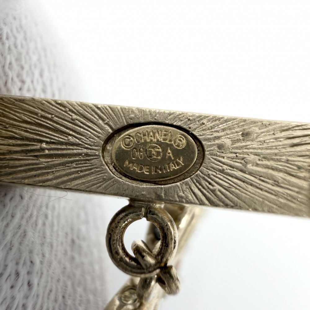 Chanel Brooch CC Logo Ribbon Swing Rhinestone Gold Plated Multi — view 4