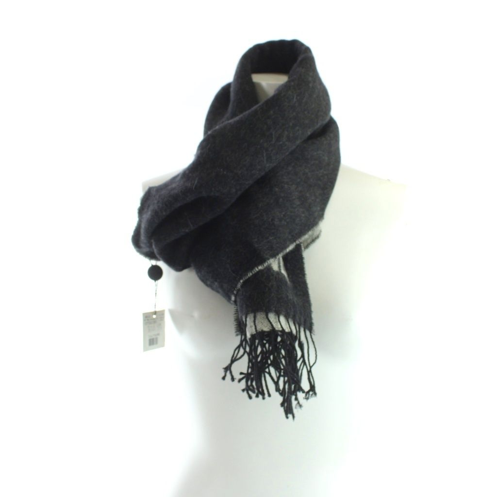 Fendi Scarf Shawl Logo Fringe Black — view 4