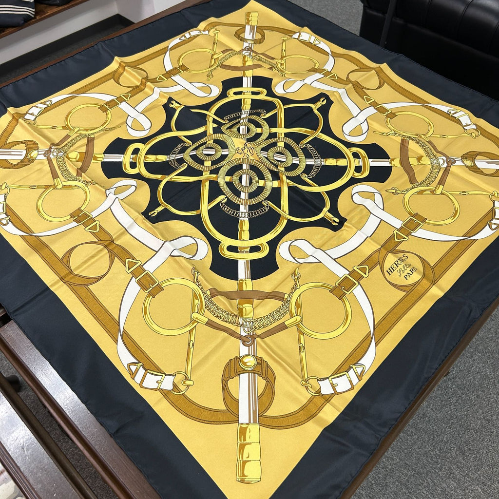 Hermes Carre 90 Apron Dole 90 Large Silk Scarf
