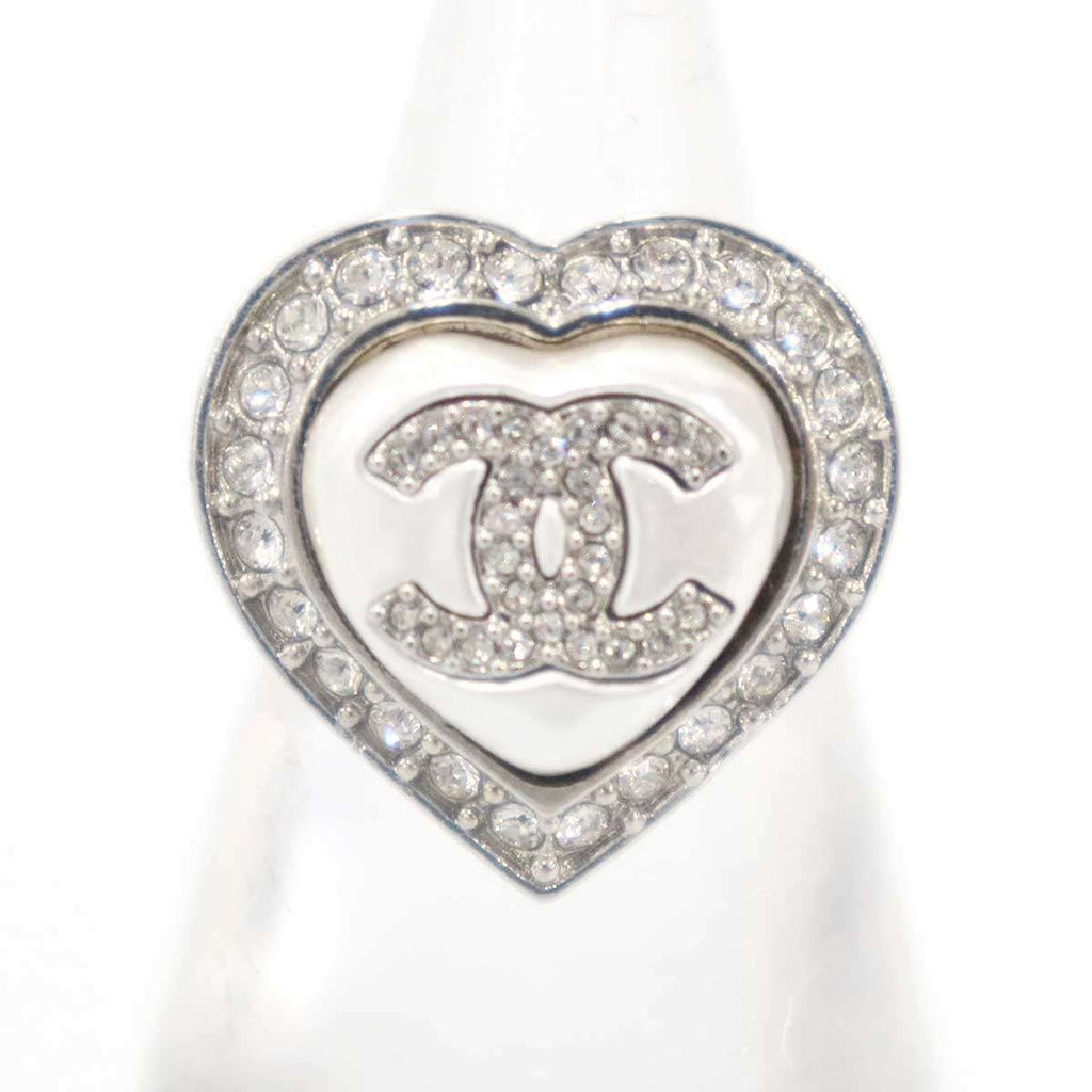 Chanel Faux Pearl CC Logo Ring Silver — view 2