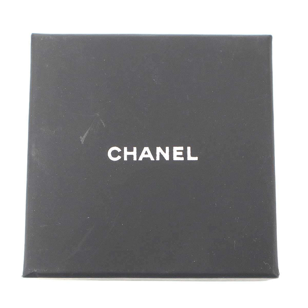 Chanel CC Logo Star Brooch Gold — view 5