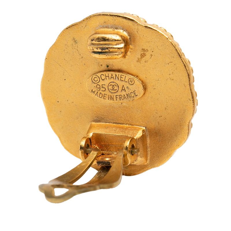 Chanel CC Logo Vintage Round Earrings 95 Gold Plated — view 3