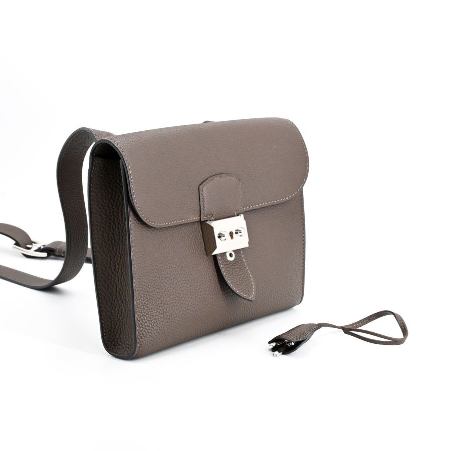 Hermes Shoulder Bag Sac a Depeches 21 — view 2