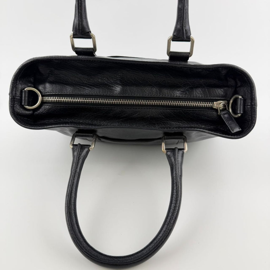 Prada Handbag Black Leather Vintage — view 7