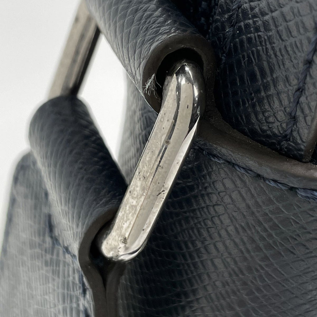 Louis Vuitton Anton Pochette Shoulder Bag Taiga Blue Marine — view 4