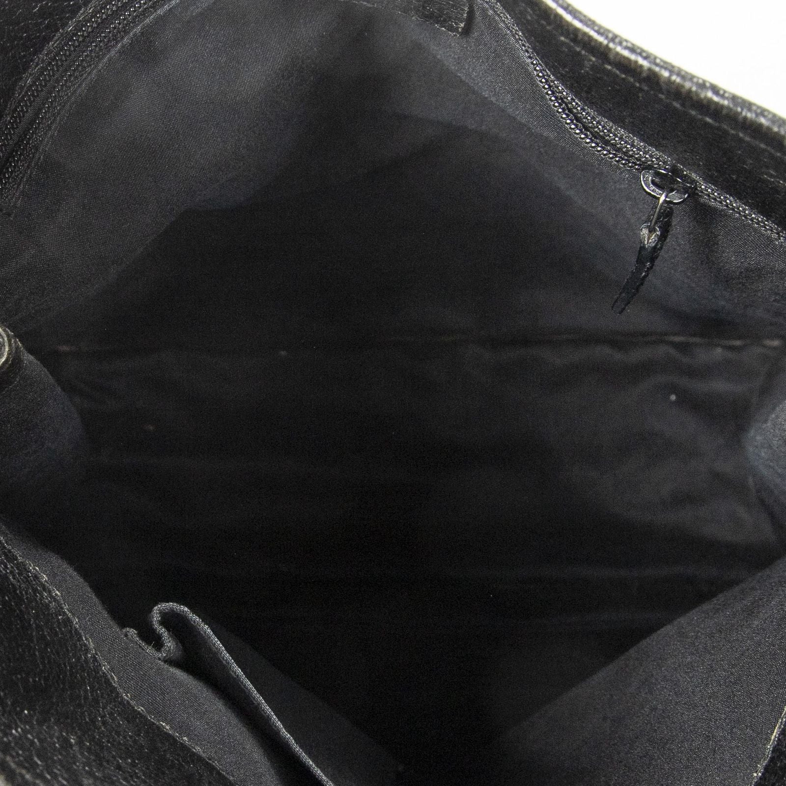 Gucci Vertical Eclipse Black GG Canvas Messenger — view 9