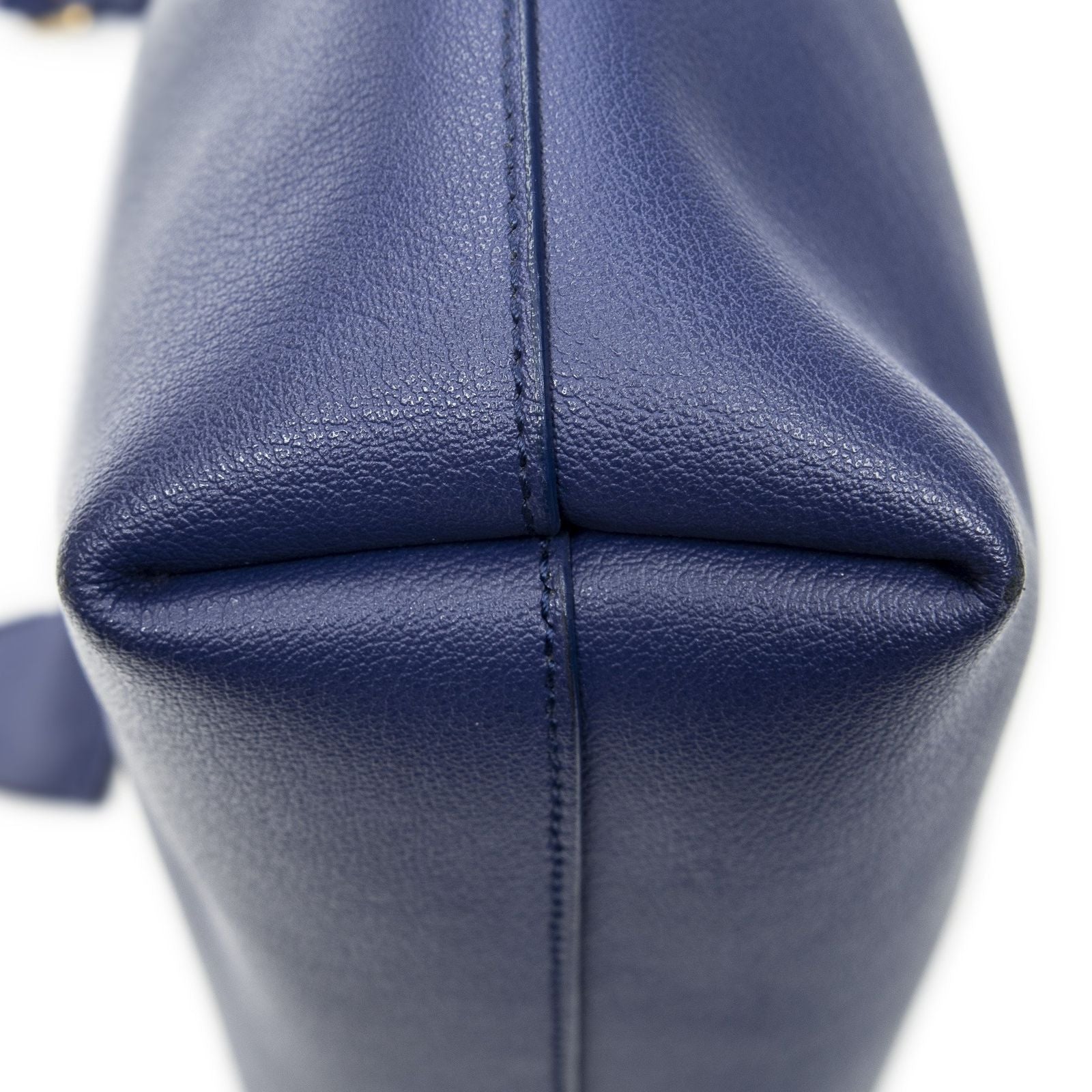 Saint Laurent Shoppingtote Navy Calfskin Leather Messenger — view 7