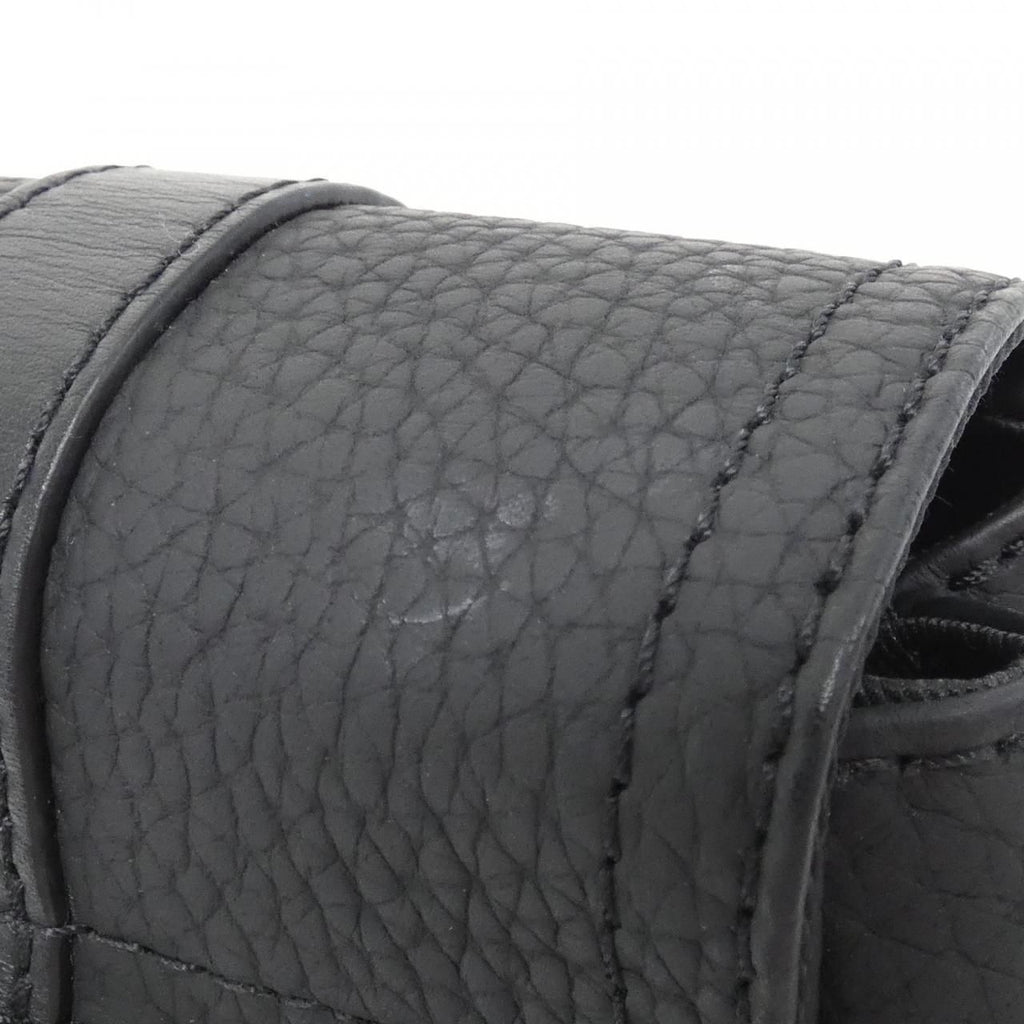 Louis Vuitton Taurillon Monogram Christopher XS Shoulder — view 4
