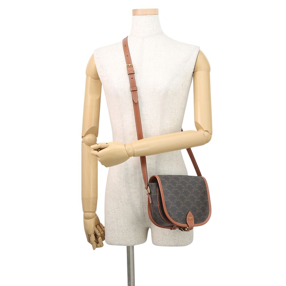 Celine Shoulder Bag Folco Triomphe Calf Leather Brown — view 4