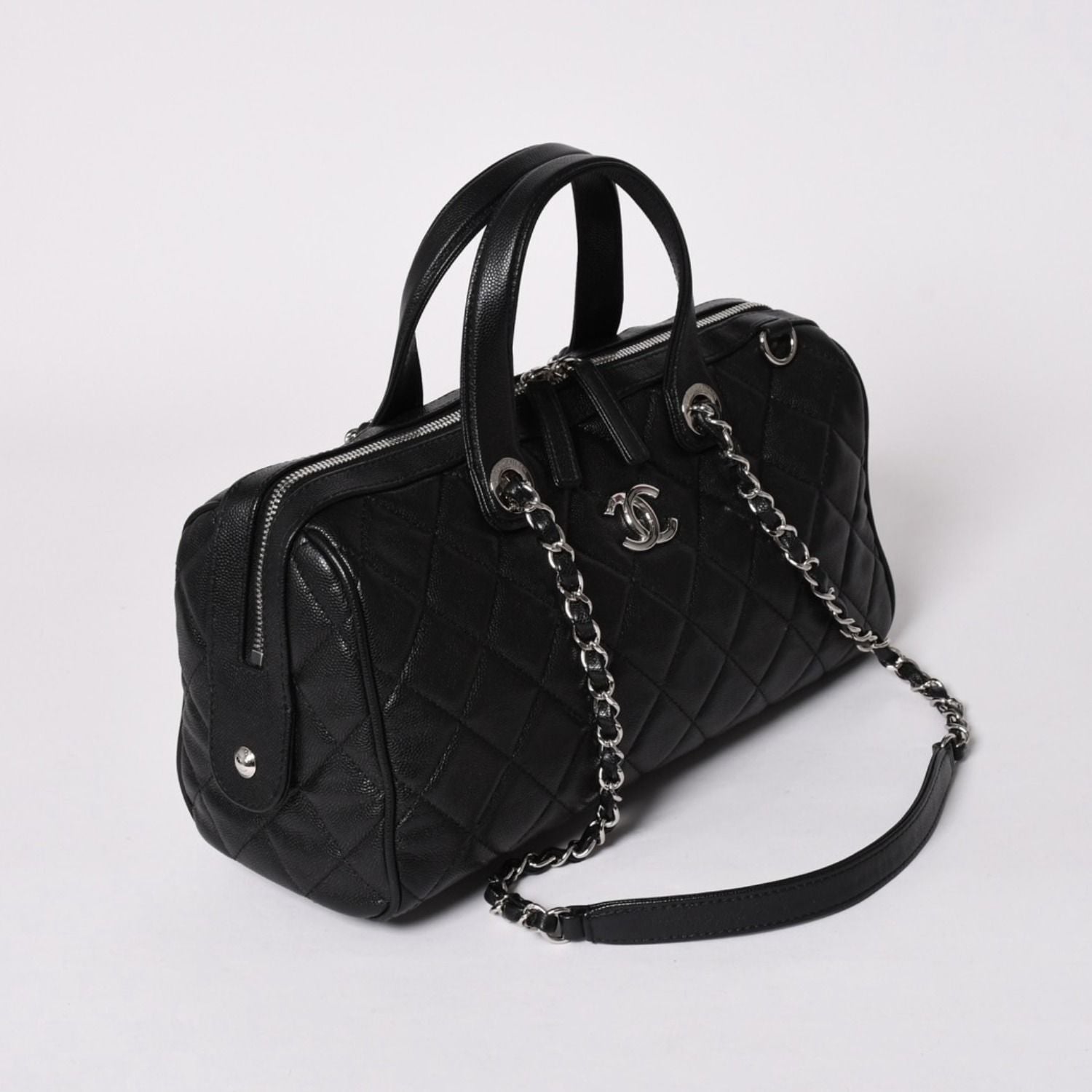 Chanel Chain Bag Base CC Logo Caviar Leather Black Silver — view 4