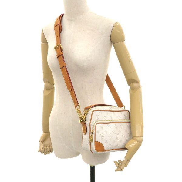Louis Vuitton Nile Monogram Heritage Messenger — view 9