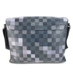 Louis Vuitton Shoulder Bag District PM Damier Graphite Canvas Black — view 2
