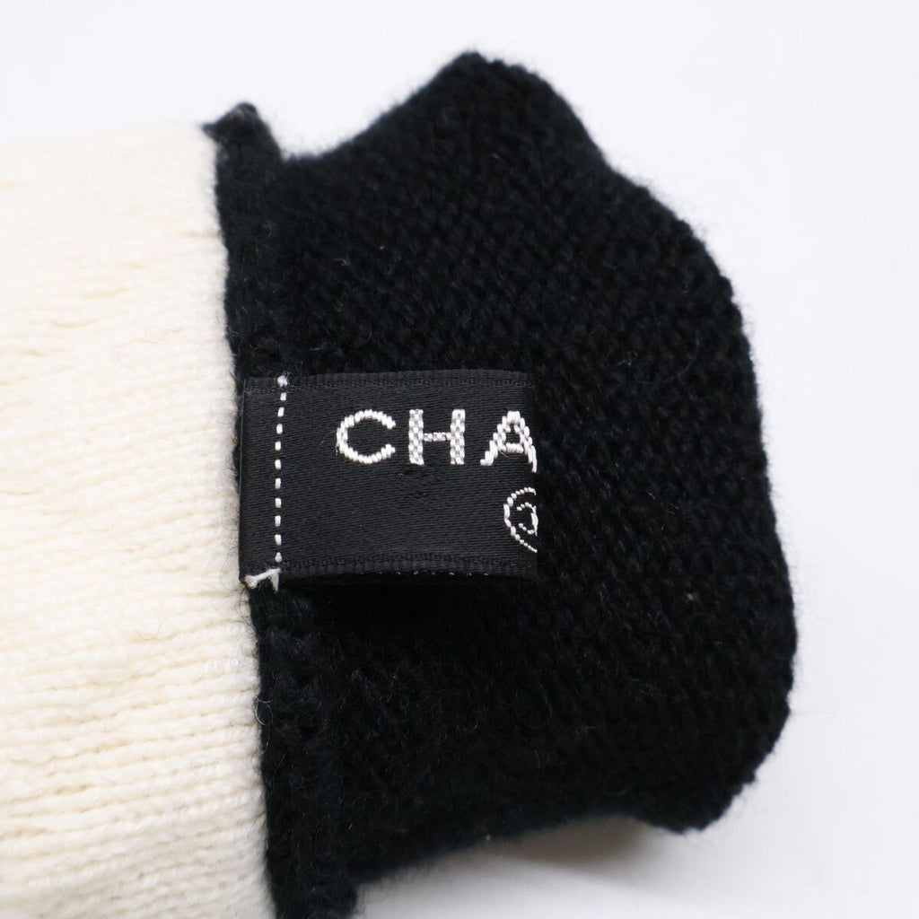 Chanel CC Logo Cashmere Knit Sweater Gloves — view 7