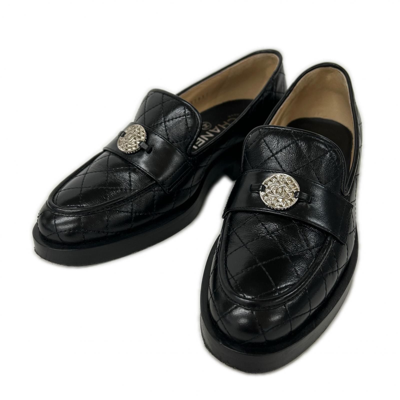 Chanel CC Logo Quilted Loafers