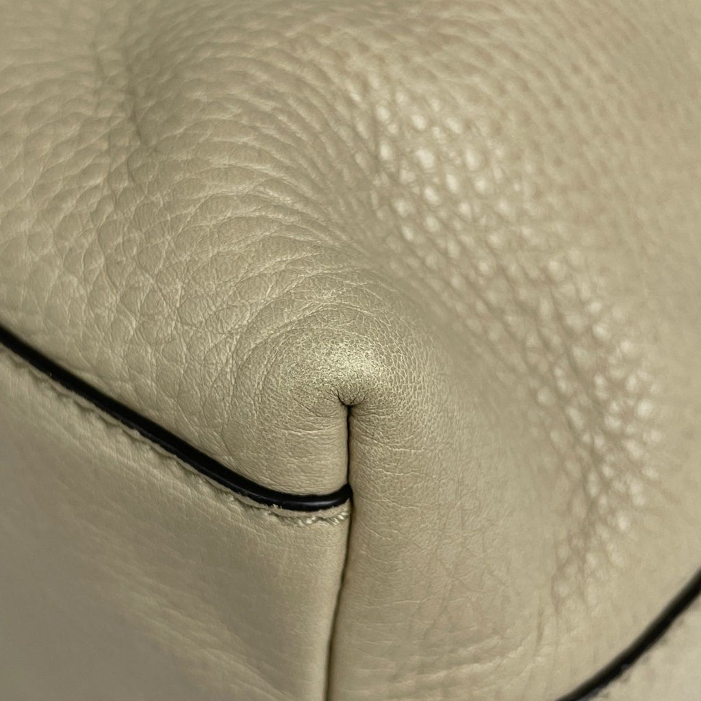 Gucci Interlocking Handbag Leather Beige — view 3