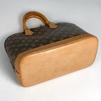 Louis Vuitton Alma Handbag Monogram Brown — view 2
