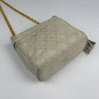 Chanel CC Logo Chain Shoulder Bag Quilted Fringe Leather White — view 2