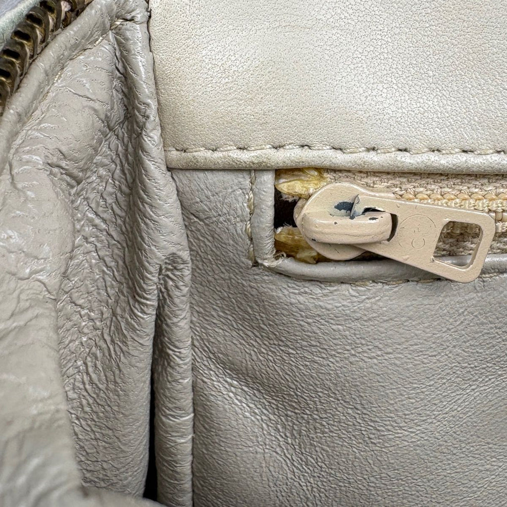 Chanel CC Logo Chain Shoulder Bag Quilted Fringe Leather White — view 7