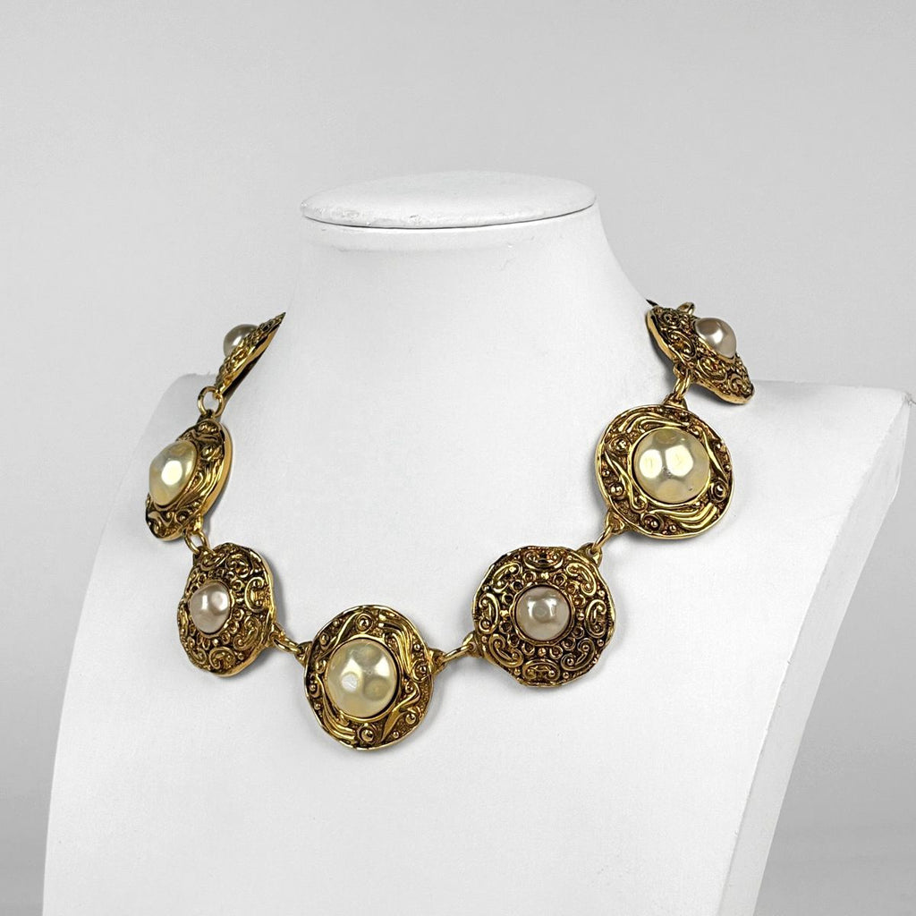 Chanel Faux Pearl Necklace CC Logo Gold Plated — view 8