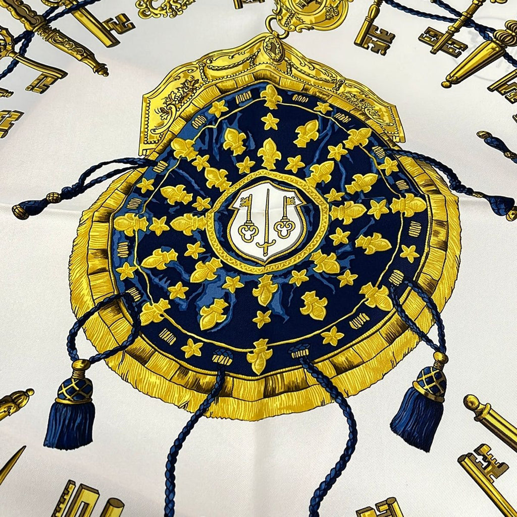 Hermes Scarf Carre 90 White Yellow Navy les Cles — view 4