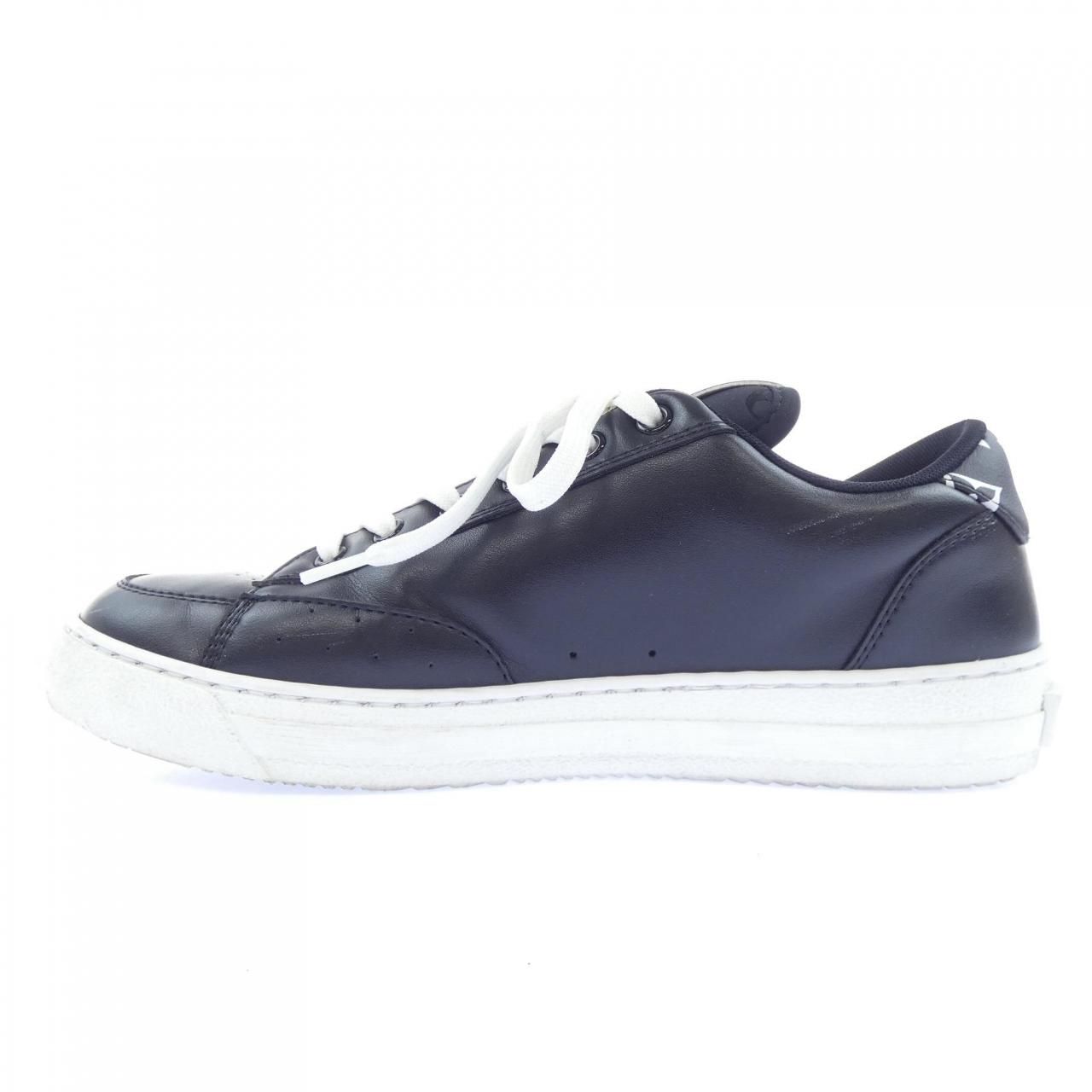 Louis Vuitton Sneakers Black — view 2
