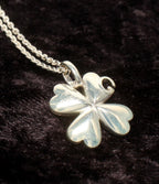 Gucci Necklace Four Leaf Clover Motif — view 8