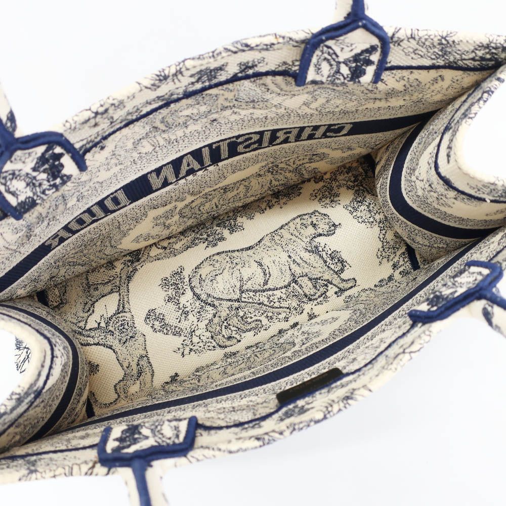 Dior Heaven Book Tote Toile de Jouy Embroidery Canvas — view 6