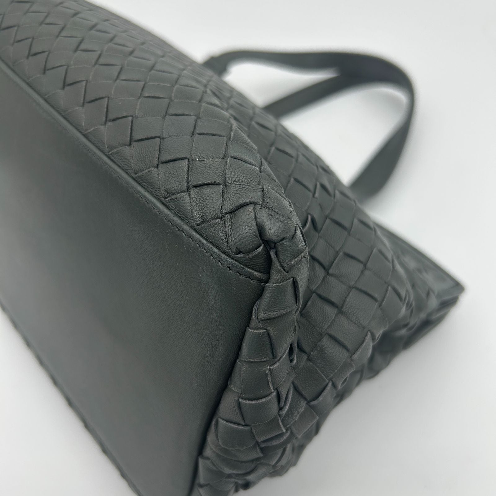 Bottega Veneta Intrecciato Top Handle — view 9
