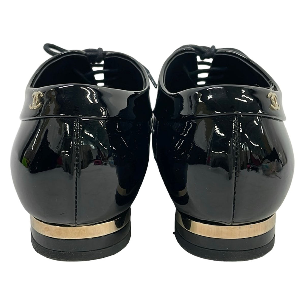 Chanel Shoes 36.5 C Black Pearl CC Logo Leather — view 3