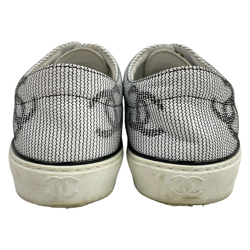 Chanel Sneakers 36 White Black Slip Ons CC Logo Leather — view 3