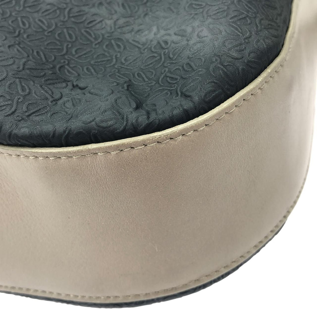 Loewe Vintage Shoulder — view 3