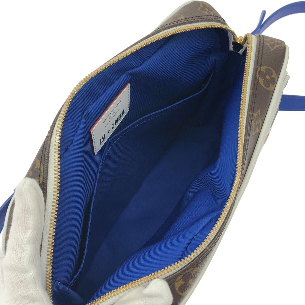 Louis Vuitton Monogram Nile Messenger Shoulder — view 9