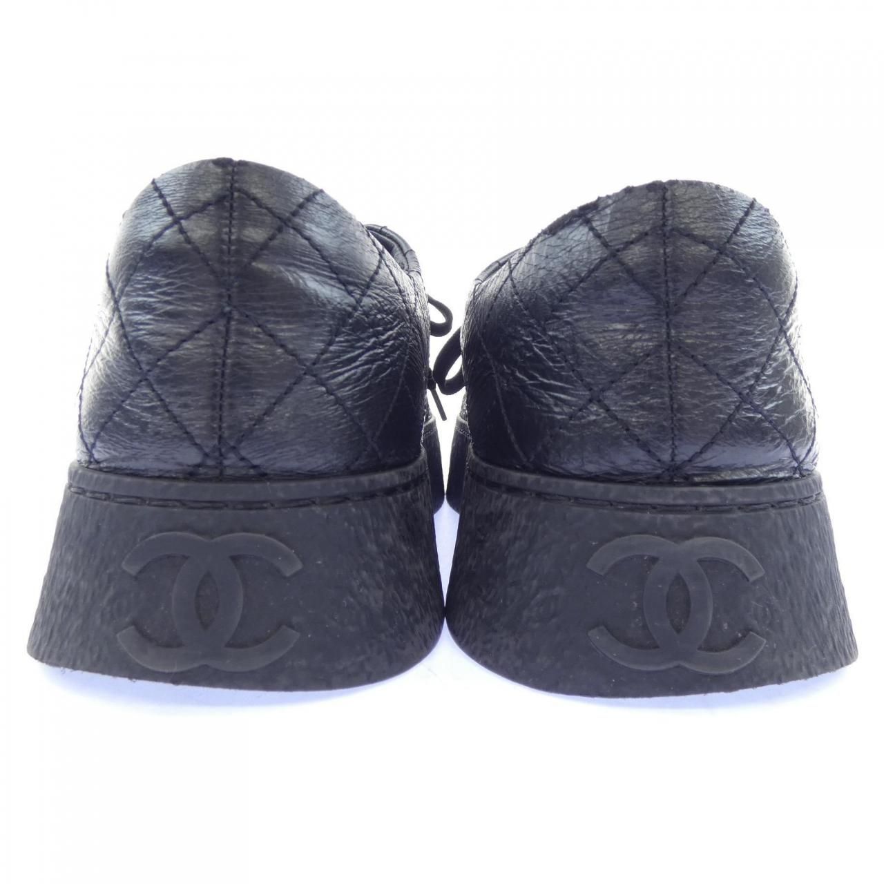 Chanel Metiers D'art Sneakers — view 5