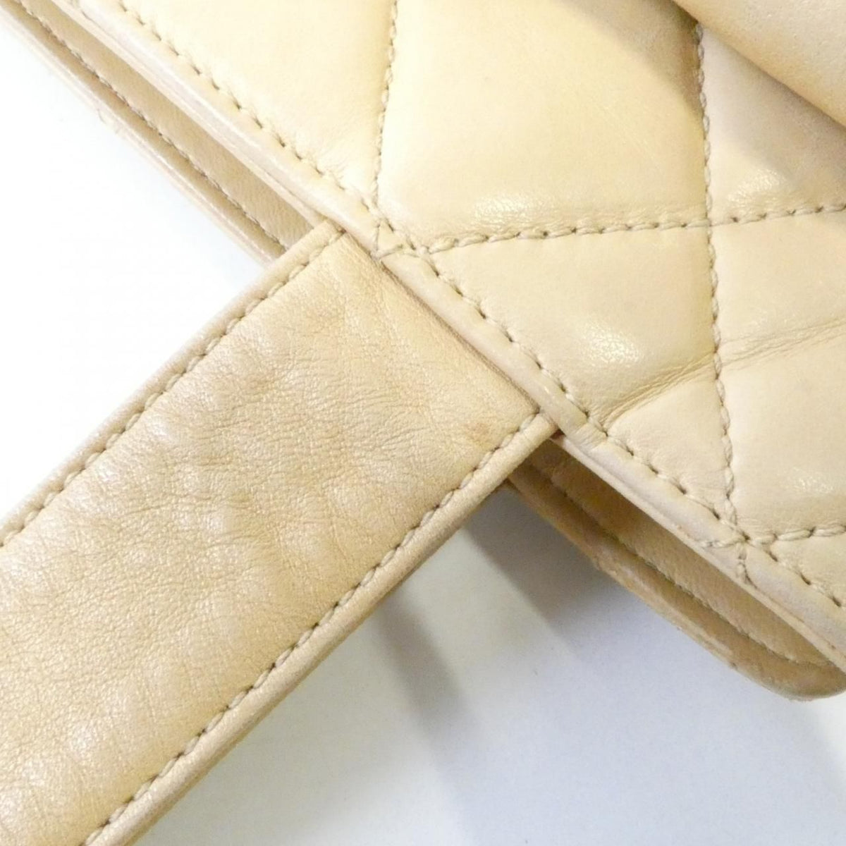 Chanel Shoulder Bag Beige — view 8
