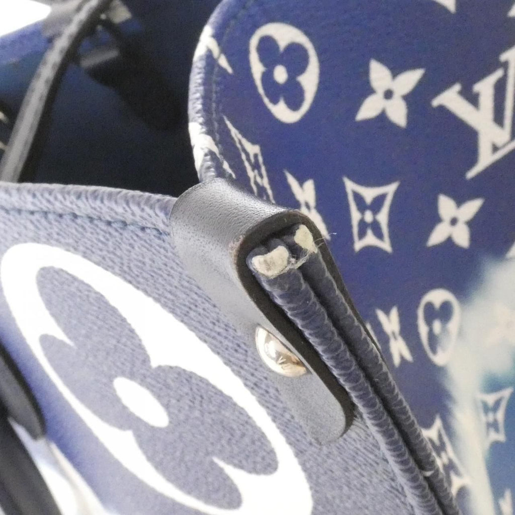 Louis Vuitton LV Escale On The Go GM — view 4