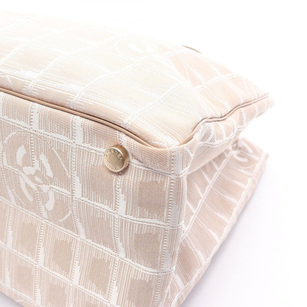 Chanel Tote New Travelline Beige Leather — view 6